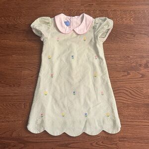 Anavini Seersucker Green Peter Pan Collar Dress With Embroidered Tulip Flowers